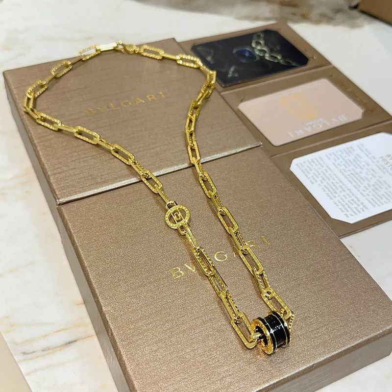 Bvlgari necklace 11yxx37